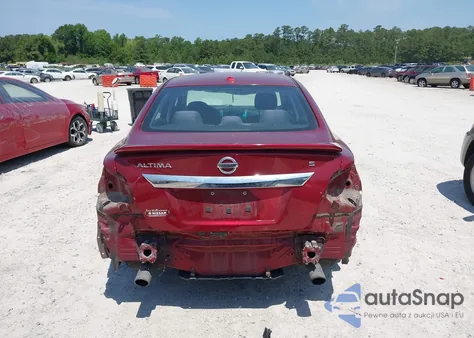 2015 Nissan Altima 2.5 S из США, поврежденный, VIN 1N4AL3AP7FN360554